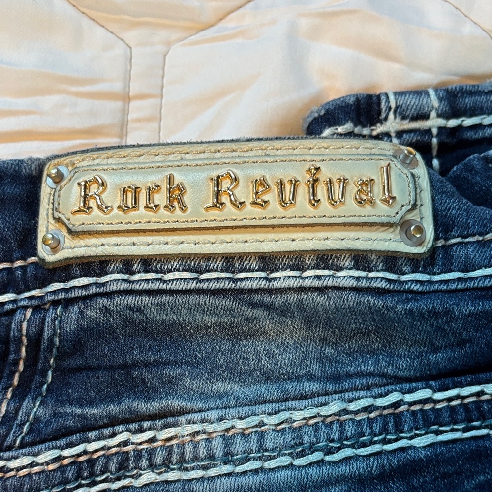 Rock Revival Jeans - Picture 7 of 10